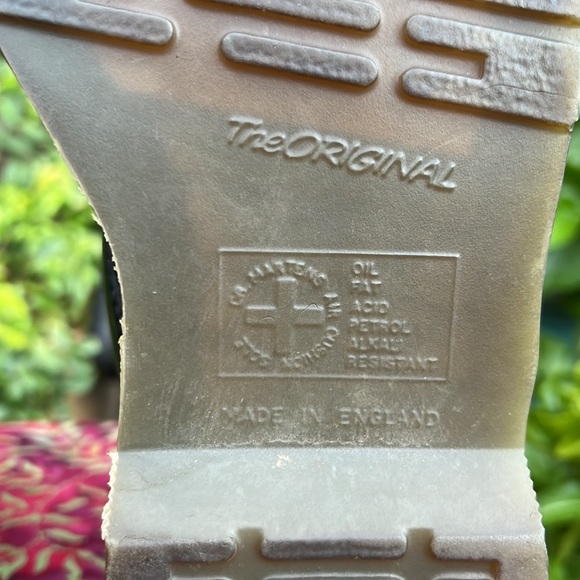 🏴󠁧󠁢󠁥󠁮󠁧󠁿 Dr. Martens MIE Vintage Embroidered Gargoyle Boots UK 5 - Picture 16 of 17